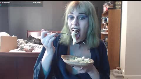 palaceofmalice online show from 01/14/25, 07:32