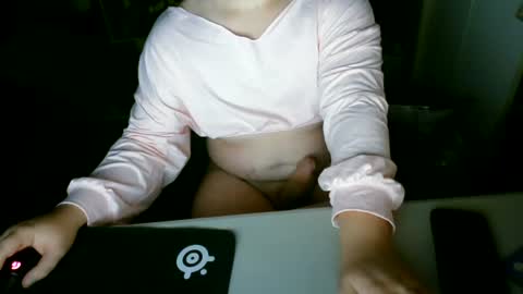 pale_prince67 online show from 07/12/26, 05:20