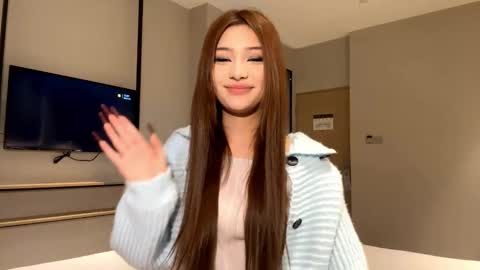 Paw Paw online show from 12/03/25, 09:07