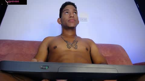 Snapshot of palo_santo06 chatting on 04/06/26, 07:53 Palo Santo online show from 04/06/26, 07:53
