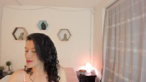 Paloma  online show from 09/18/25, 09:06