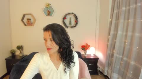 Paloma  online show from 12/03/25, 09:35