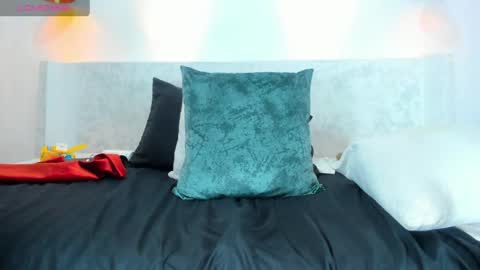 pamela_ambrosia1 online show from 05/16/26, 11:42