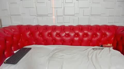 pamela_gaviria01 online show from 04/02/26, 03:09