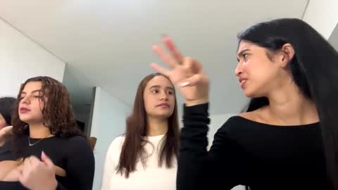 pamela_milleer online show from 01/03/25, 02:32