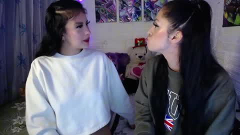 Pamela Reyess online show from 11/15/25, 08:22