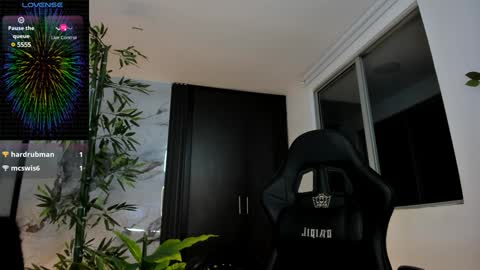 Snapshot of pamelajackson__ chatting on 12/04/24, 01:14 Paola online show from 12/04/24, 01:14