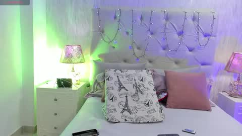 TELL ME PAMELLA AND GIVE ME A GOOD GRADE ITS IMPORTANT online show from 10/15/25, 12:27