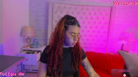Snapshot of pamelamiler_ chatting on 05/24/26, 01:49 TELL ME PAMELLA AND GIVE ME A GOOD GRADE ITS IMPORTANT online show from 05/24/26, 01:49