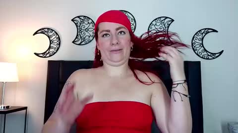 Pamela online show from 10/31/25, 11:22