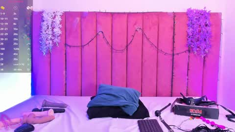 Pamela Ponce online show from 04/15/26, 07:58