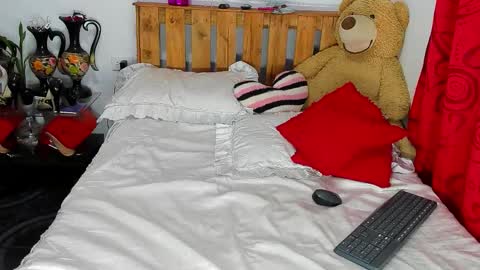 Pamela online show from 10/20/25, 08:09