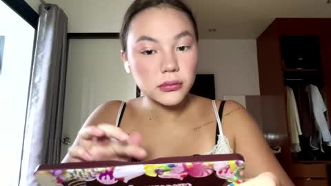 Kamila online show from 05/29/26, 05:16