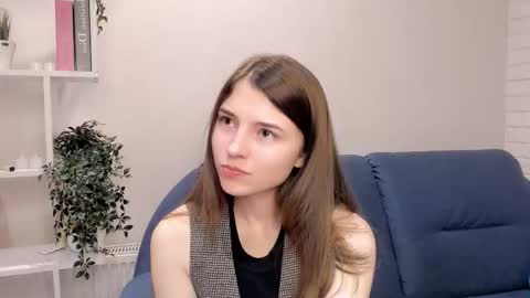 Snapshot of pamilarakestraw chatting on 09/19/25, 06:30 daniella online show from 09/19/25, 06:30