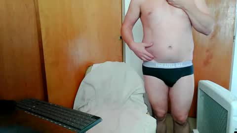 Snapshot of panchomadrid chatting on 05/19/26, 12:33 Pancho Madrid online show from 05/19/26, 12:33