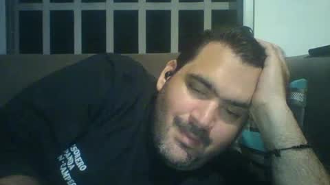 Snapshot of pandaguiar77 chatting on 09/25/25, 03:54 pandaguiar77 online show from 09/25/25, 03:54