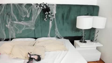 PANDORA  online show from 10/20/25, 11:43