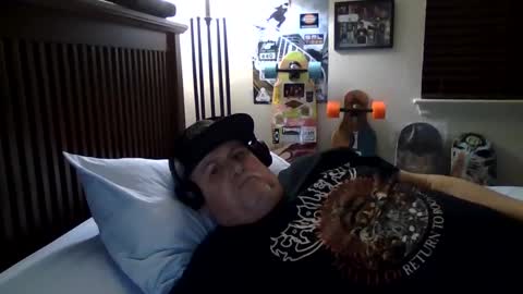 panos online show from 02/09/25, 03:43