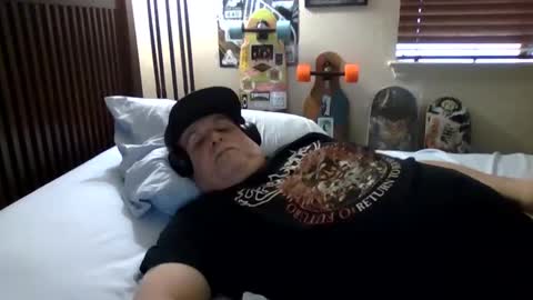 panos online show from 02/09/25, 04:40