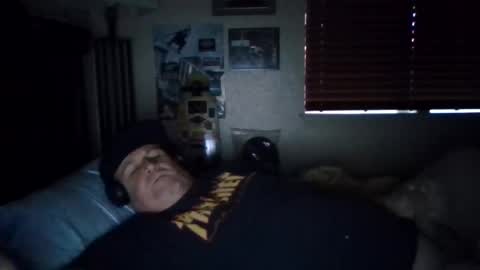 panos online show from 12/16/25, 01:27