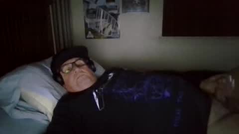 panos online show from 03/16/26, 08:40