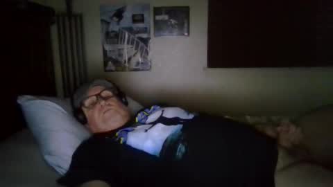 panos online show from 04/10/26, 09:58