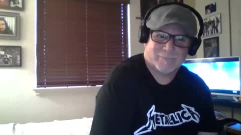 panos online show from 04/12/26, 11:32