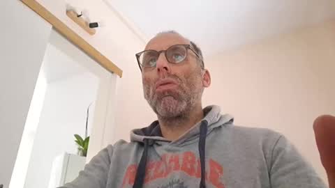 Snapshot of pansak1973 chatting on 02/22/25, 11:35 pansak1973 online show from 02/22/25, 11:35