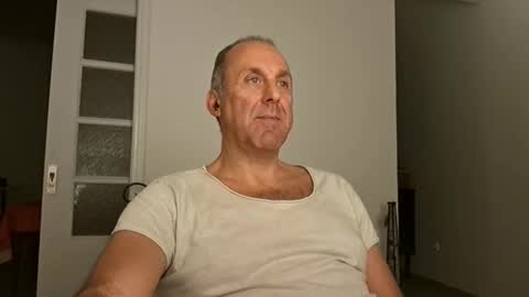 Snapshot of pansak1973 chatting on 11/22/25, 07:24 pansak1973 online show from 11/22/25, 07:24