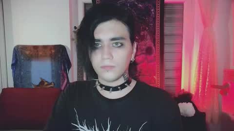 In bio online show from 11/04/25, 01:05