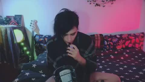 In bio online show from 11/11/25, 06:08