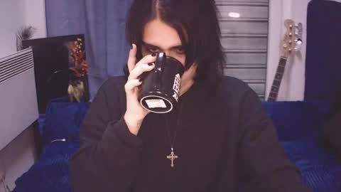 In bio online show from 04/30/26, 01:01