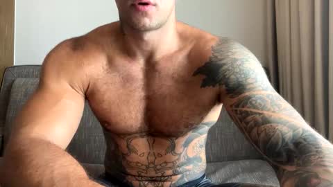 Snapshot of panther_style chatting on 02/12/25, 01:52 Oleg online show from 02/12/25, 01:52