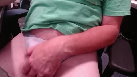 Snapshot of panties17 chatting on 09/15/25, 11:27 Europa1974 online show from 09/15/25, 11:27