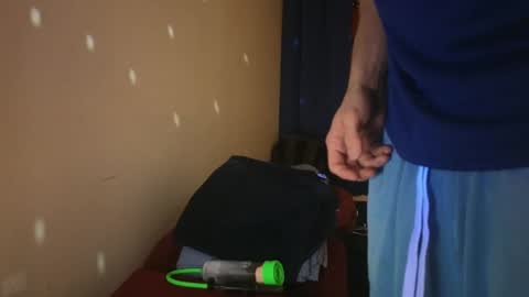 Snapshot of pantslesstraveler_plt chatting on 02/25/25, 12:55 PantsLessTraveler online show from 02/25/25, 12:55