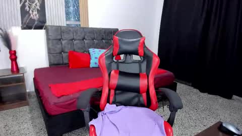 Paola  online show from 02/11/26, 07:08