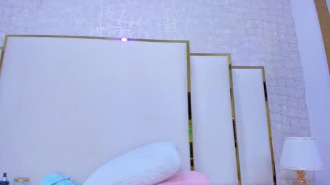 Paola  online show from 09/22/25, 11:45