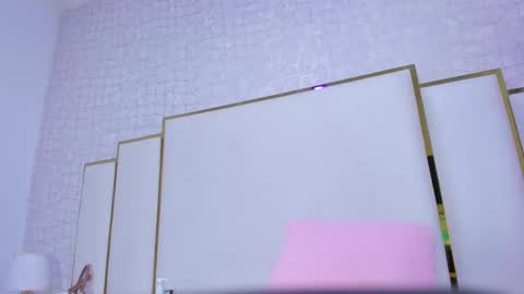 Paola  online show from 10/16/25, 11:44