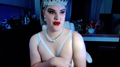 Sarina Williams online show from 11/18/25, 05:12