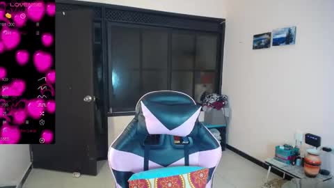 Snapshot of paolagomez_ chatting on 05/23/26, 11:25 Paola Gomoez online show from 05/23/26, 11:25