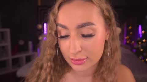 Lia online show from 01/03/25, 06:35