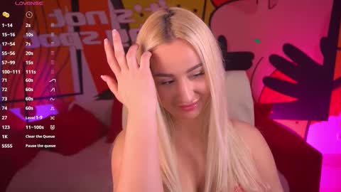 Snapshot of paolamola chatting on 03/08/26, 08:29 Lia online show from 03/08/26, 08:29