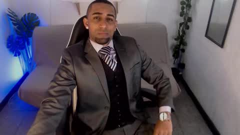 Snapshot of paolo_blaze chatting on 02/18/26, 12:34 PAOLO online show from 02/18/26, 12:34