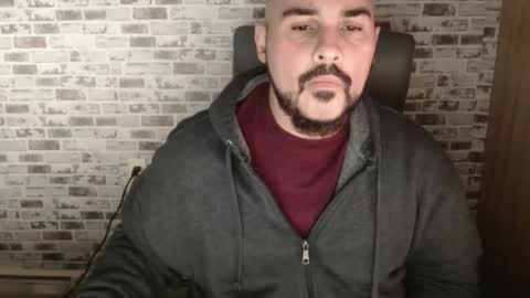 papicho2014 online show from 10/16/25, 02:51