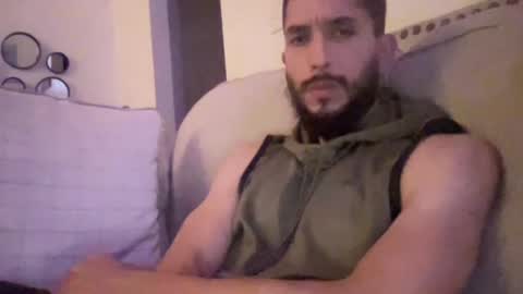 papicubano_guapo23cm online show from 10/20/25, 06:14