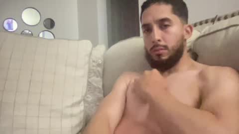 Snapshot of papicubano_guapo23cm chatting on 05/20/26, 07:58 papicubano_guapo23cm online show from 05/20/26, 07:58