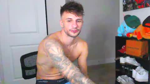 Snapshot of papijakey chatting on 10/03/25, 01:02 -- New Videos Down Below online show from 10/03/25, 01:02