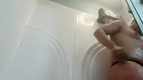 Snapshot of papijose146388 chatting on 02/11/25, 06:51 Papij online show from 02/11/25, 06:51