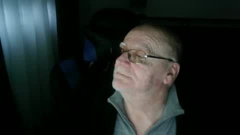 papilly online show from 03/31/26, 10:32