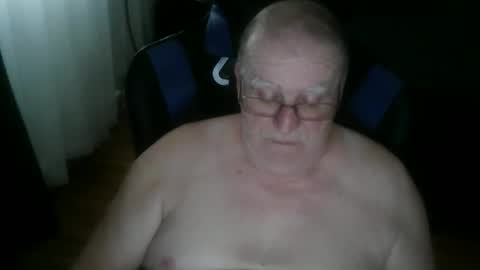 papilly online show from 04/18/26, 10:21